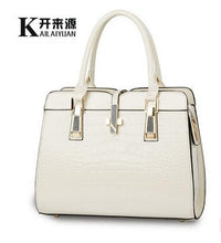 Load image into Gallery viewer, 100% Genuine leather Women handbags 2019 new light leather bag female crocodile high-grade shoulder bags of western style bag