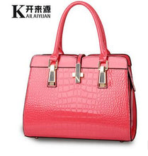 Load image into Gallery viewer, 100% Genuine leather Women handbags 2019 new light leather bag female crocodile high-grade shoulder bags of western style bag